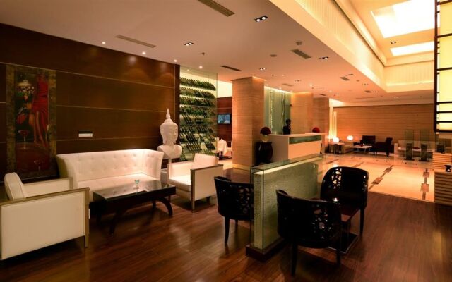 Golden Tulip Gurgaon Galgotia