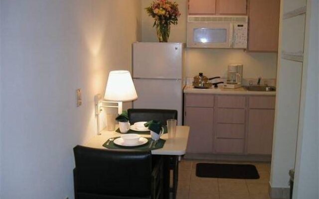 InTown Suites Extended Stay Gulfport MS