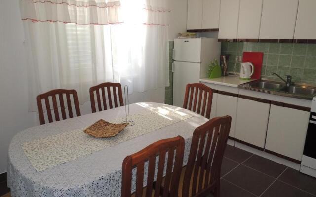 Apartment Nikolina