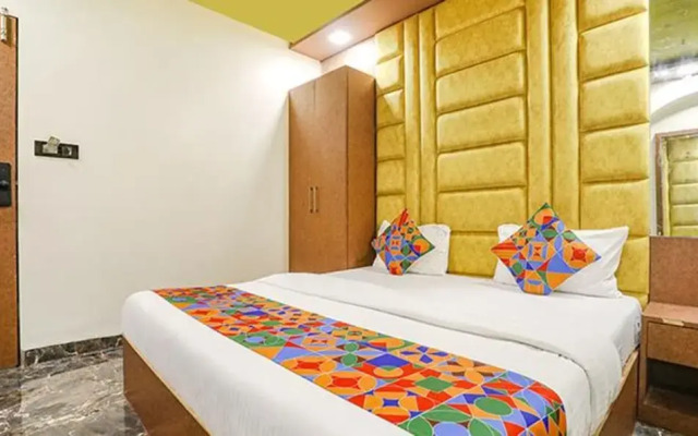 Fabexpress Versova Residency