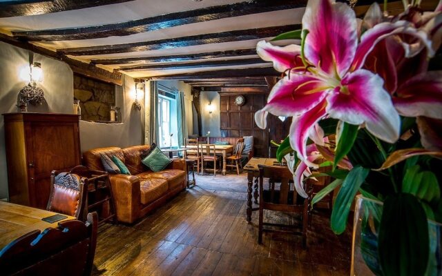 Unicorn Inn