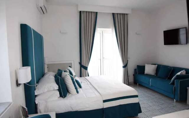 Hotel Bristol
