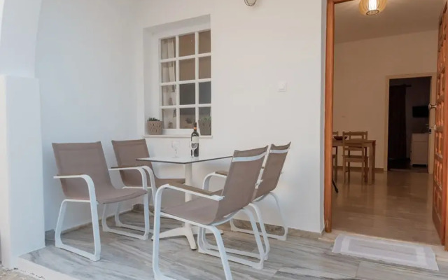 Naousa Central House Paros