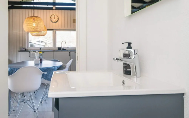 5 Person Holiday Home in Hemmet