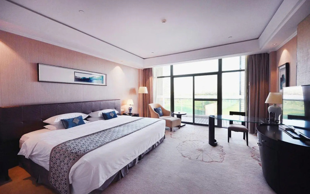 Rosedale Chunshenhu Resort Hotel Suzhou