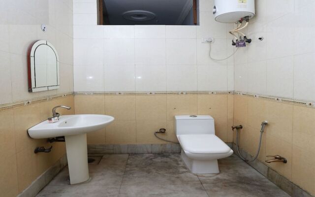 OYO 11752 Hotel Sun Palace Residency