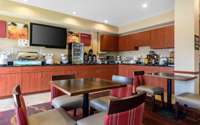 Comfort Suites Tampa Airport North