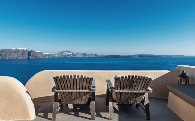 Lucky Homes - Oia
