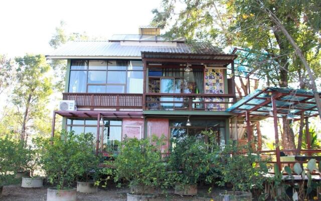 Phu Mi Lum Nao House