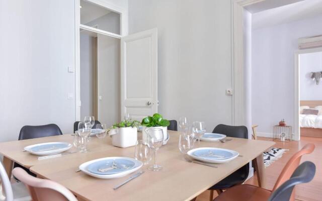 SERRENDY Fall in love Large 1-bedroom apartment 7min to Palais