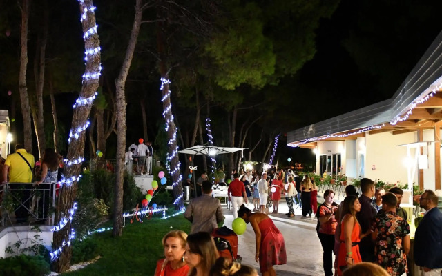 Sira Resort