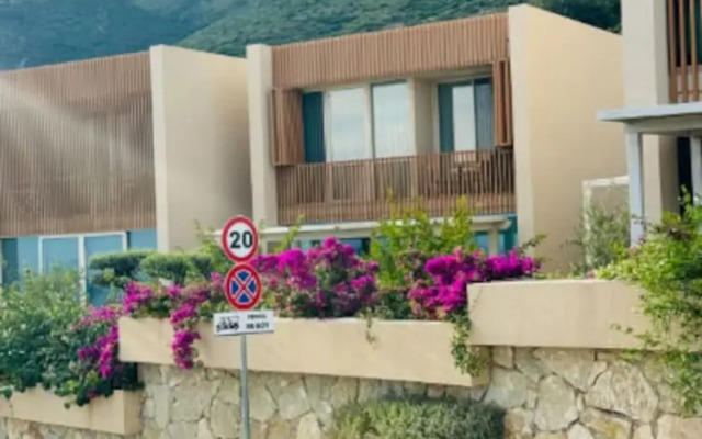 Villa Dea Green Coast 166c