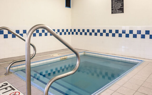 Quality Inn & Suites South