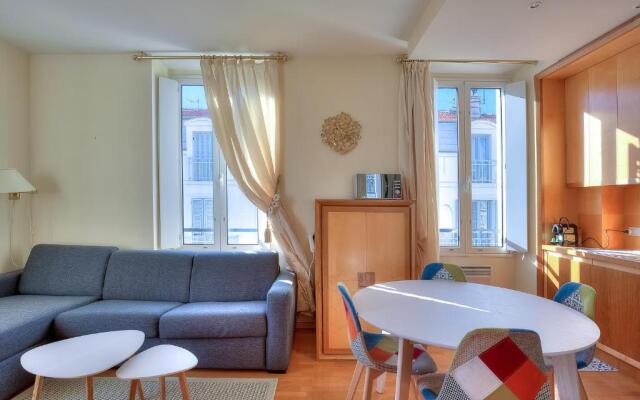 Lumineux Appartement- Carre d'or- Proche mer