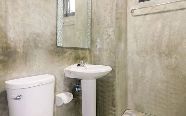 OYO 246 Green Mind Residence