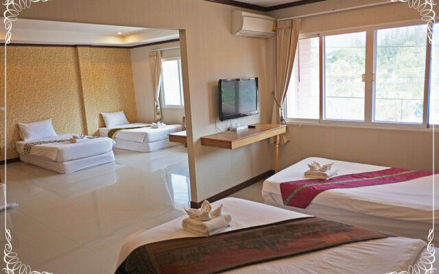 Khaoyai Kirithantip Resort