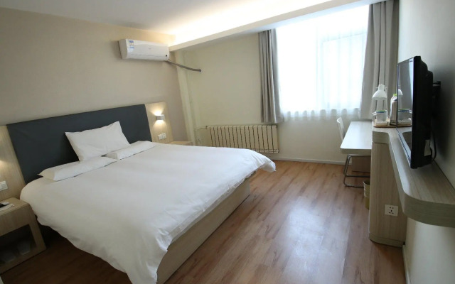 Yitel Hotel