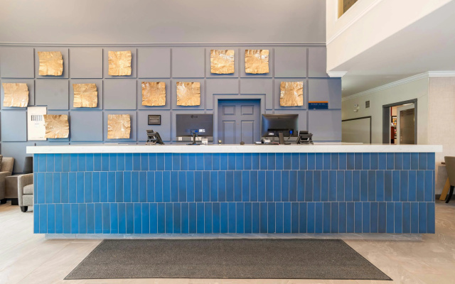 Sandman Hotel Quesnel