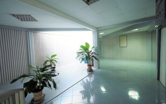 Pachara Hotel and Restaurant