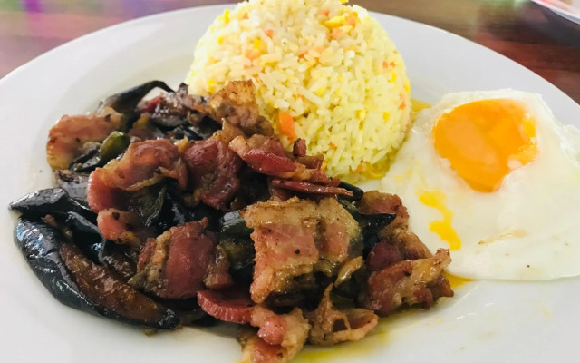 Retreat Siargao Resort