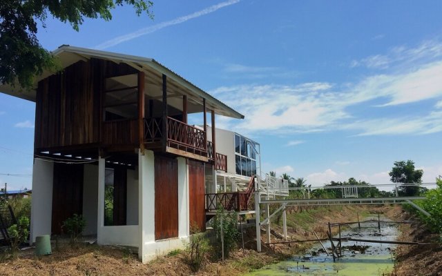 The Sun House Uthai Thani