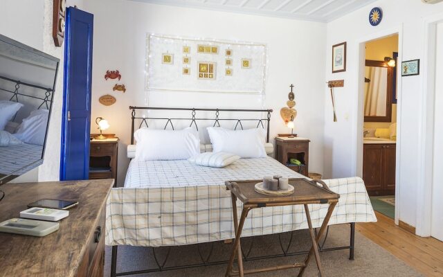 "beachfront Spetses Spectacular Fully Equipped Traditional Villa Families/groups"