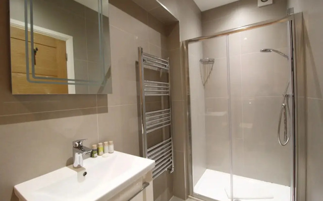 West Finchley by Viridian Apartments