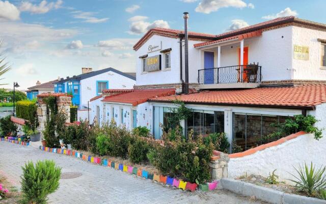 Cesme Elysium Hotel