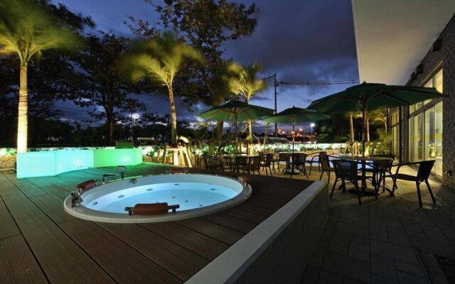 Green Rich Hotel Okinawa Nago