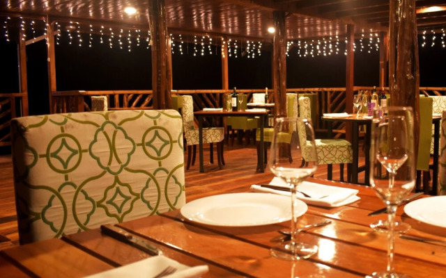 Amuntai Rainforest Lodge