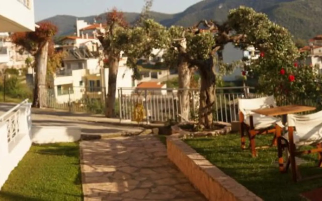 Τhe Sunny Apartments