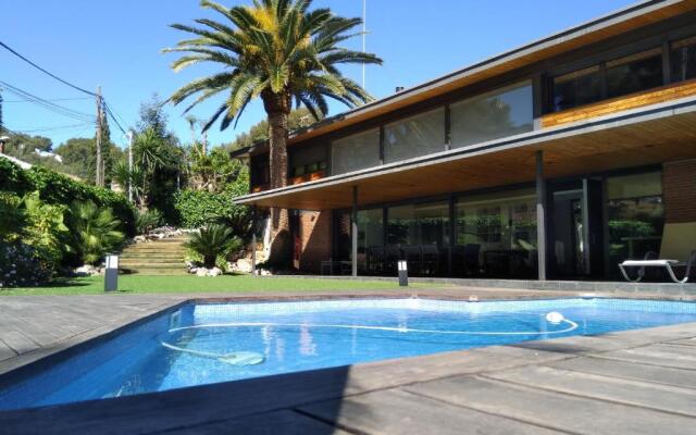 Villa Del Bosque