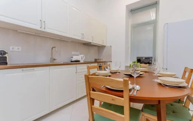 Bartók Apartment