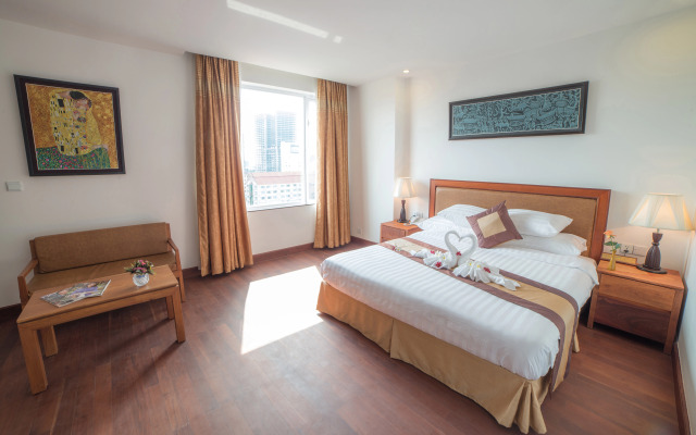 Phnom Penh Katari Hotel