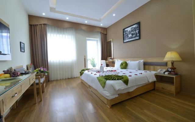 Blue Hanoi Inn Hotel