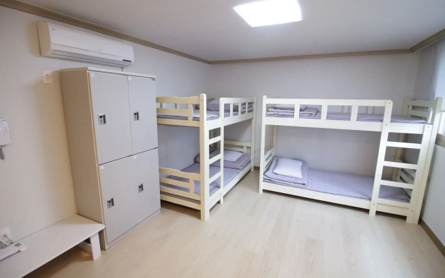 iam Residence and Guesthouse