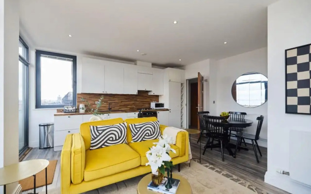 The Harlesden Hideaway - Lovely 2bdr Flat With Balcony