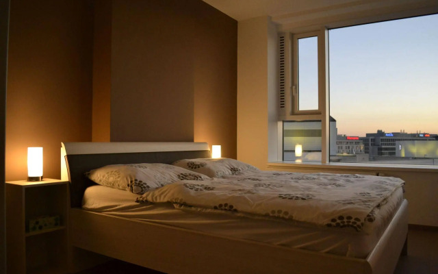 Panorama Apartment with Free Parking