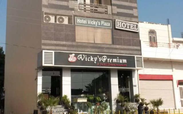 Hotel Vickys Plaza