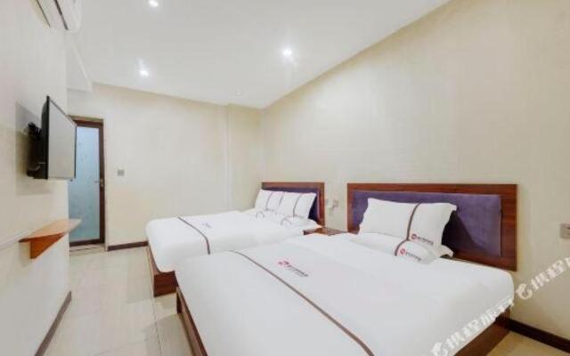 Yaxuan Business Hostel