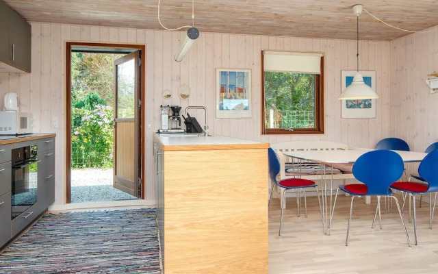 6 Person Holiday Home in Bjert-by Traum