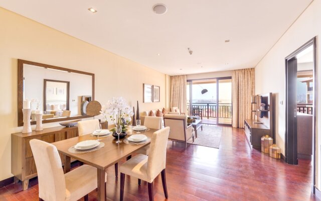 Anantara Residences - Beachfront - Private Beach and Lagoon Pool