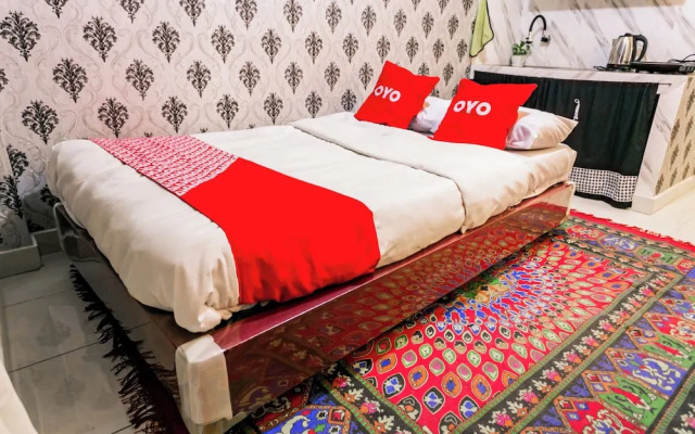 OYO 94069 Mp Room