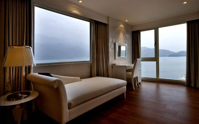 Spa Home Sun Moon Lake Luxury Lakeside Hotel
