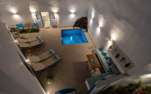 Santorita Suites