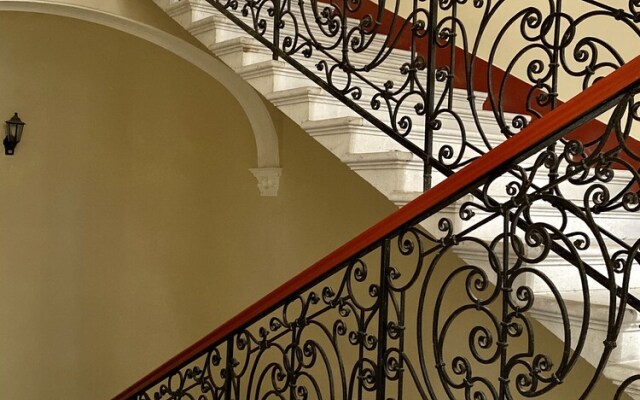 Gracia Apartment House