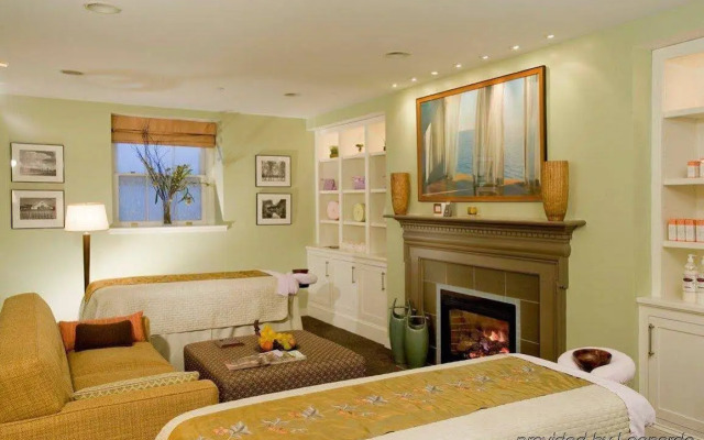 Vanderbilt, Auberge Collection