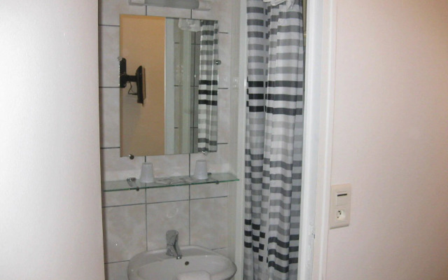 Hotel Le Monopole