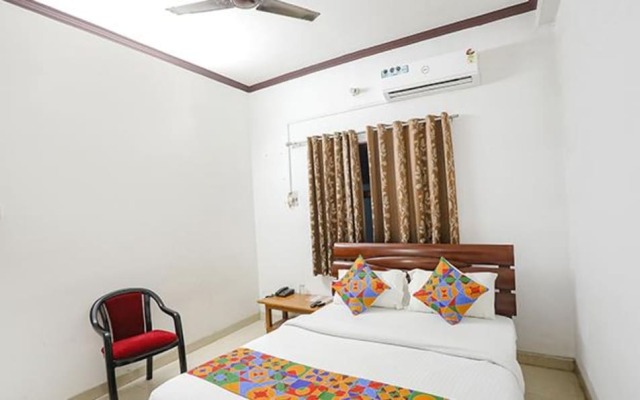 Fabhotel Lotus Inn