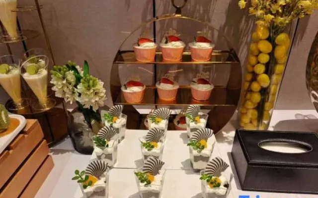 Hampton by Hilton  Linyi Beicheng Center – Meal – Linyi